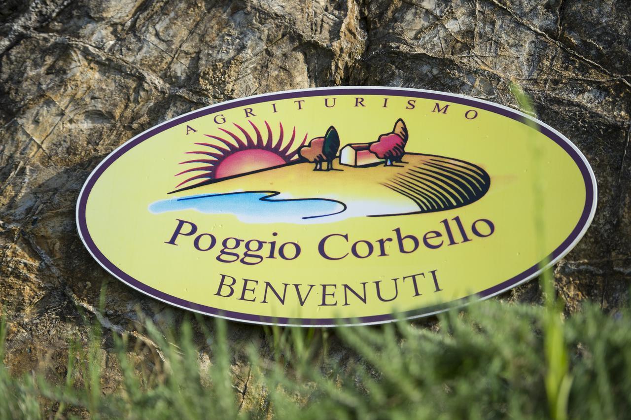 Agriturismo Poggio Corbello La Pesta Bagian luar foto